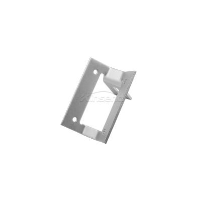 Trapezoidal metal roof mounting clamp