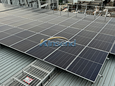 New metal rooftop mounting solution and fence ,Singapore